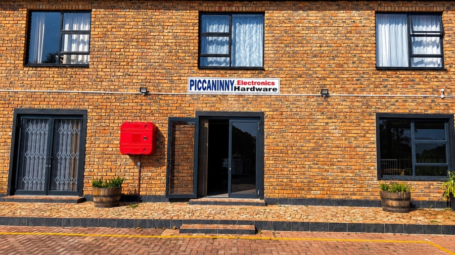 To Let Commercial Property for Rent in Fisherhaven Western Cape